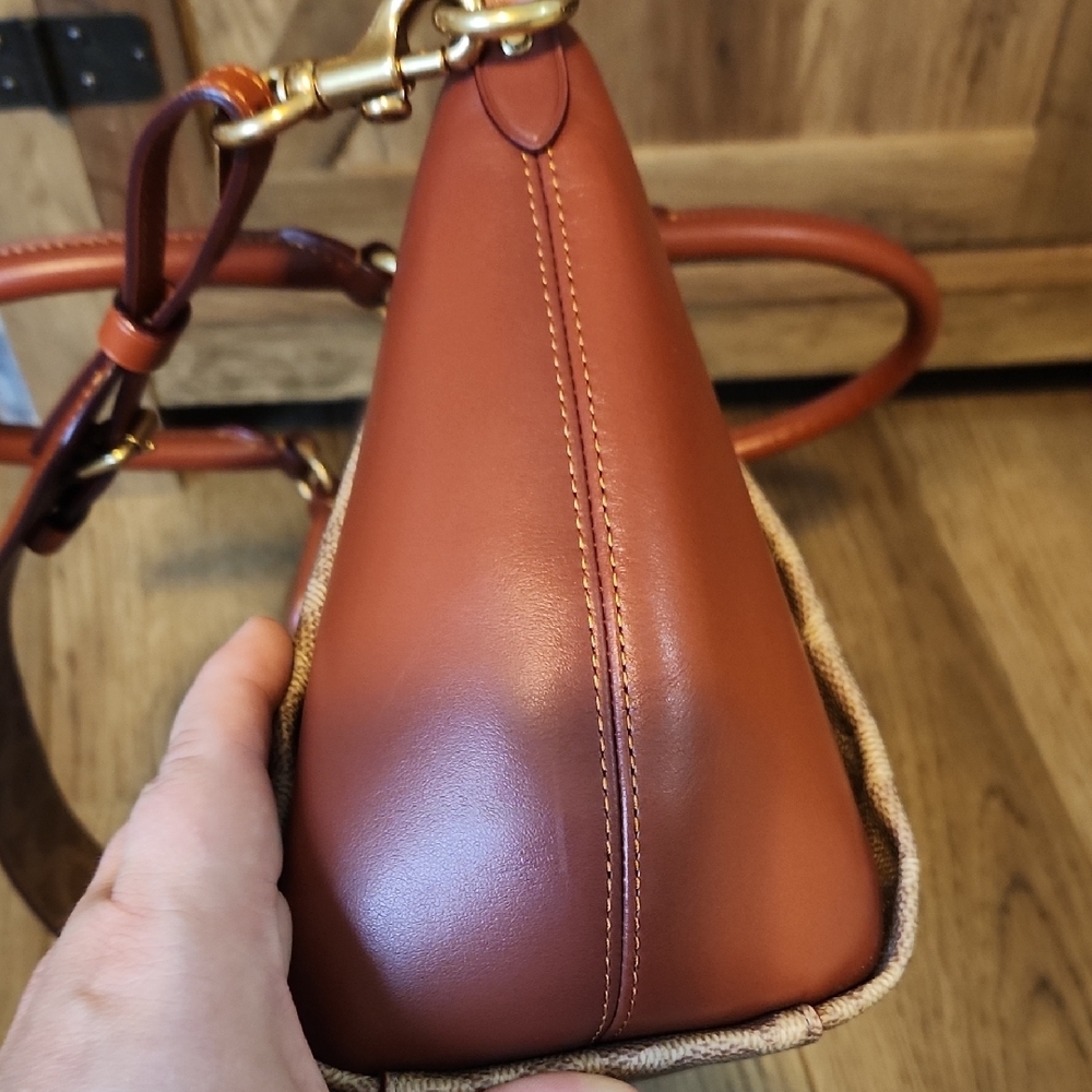 Coach Tan and Brown Shoulder Bag - Picture 9 of 13